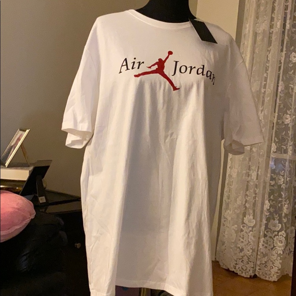 Jordan T shirt